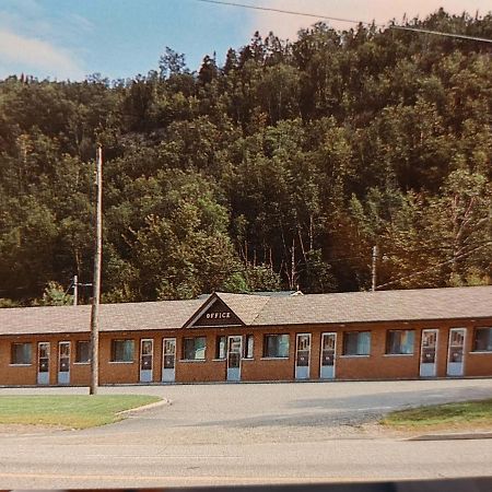 Sunset Motel Schreiber Dış mekan fotoğraf